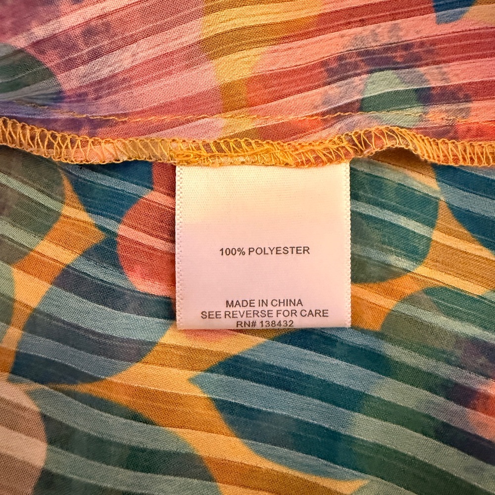 Modcloth NWOT Chiffon Multicolor Floral Button Front Semi Sheer Tiered Blouse - Picture 6 of 6